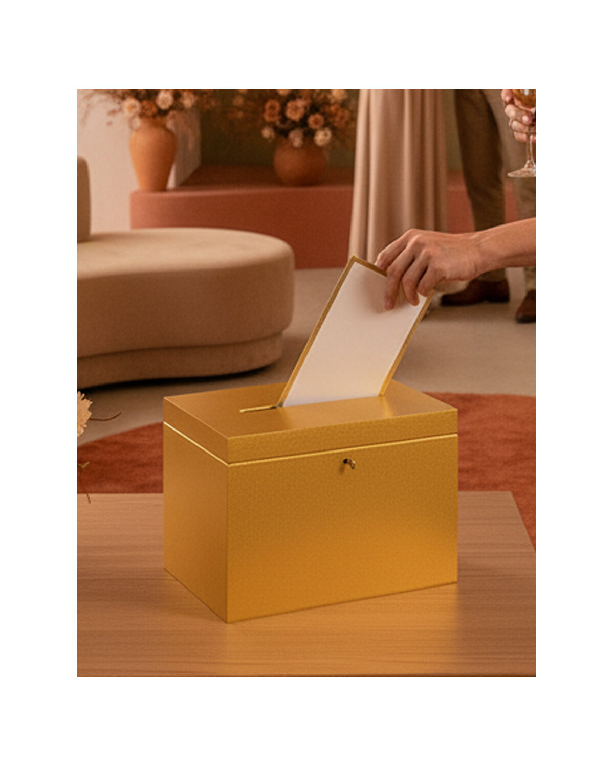BAS enveloppenkist Goud afsluitbaar met koperen sleutel  - 30 x 20 x 23 cm